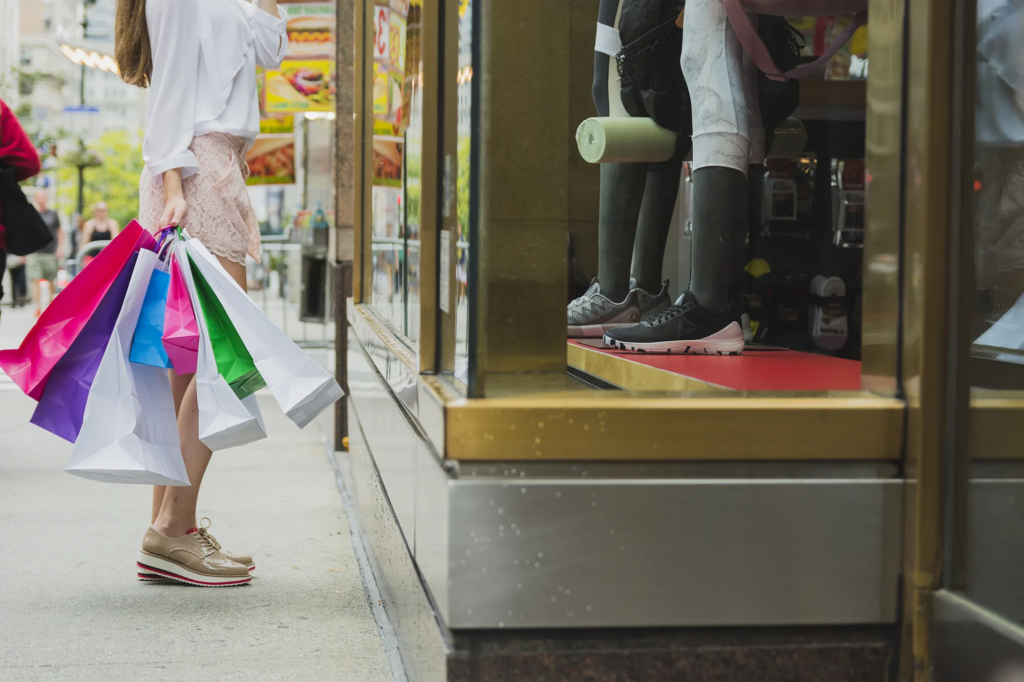 Class e – store front class e